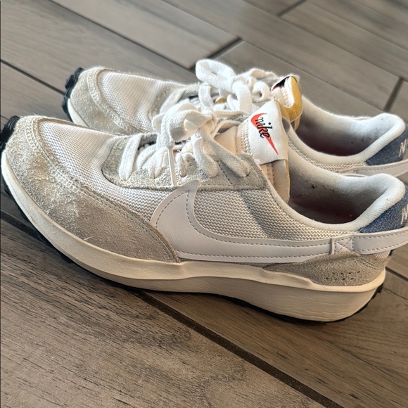Nike White and Gray Athletic Shoes - Picture 1 of 4